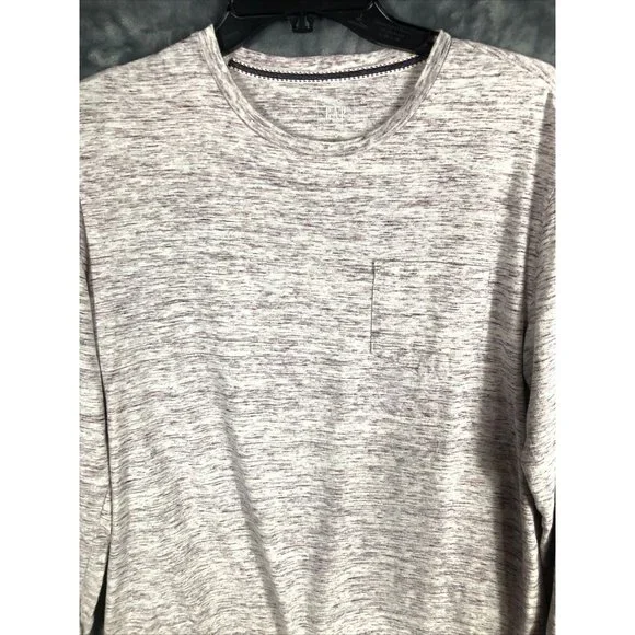 Gap Shirt Men’s Lived In Long Sleeve Soft Size Adult Medium Pocket Tee Pullover - Picture 3 of 6
